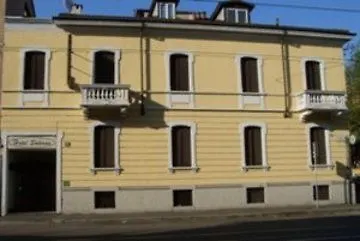 Hotel Albergo Salerno Milan