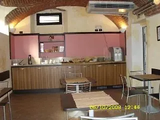 Albergo Salerno Milan Italy