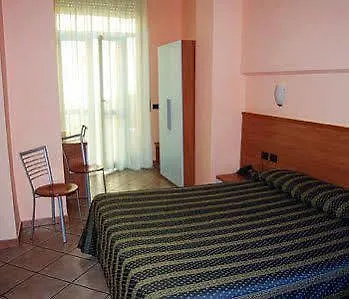 Albergo Salerno Milan 3*,