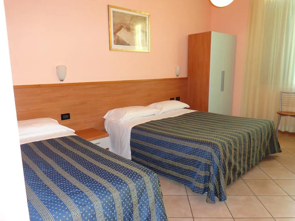 Albergo Salerno Milan 3*,  Italy