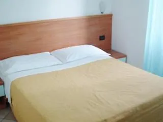 Hotel Albergo Salerno Milan